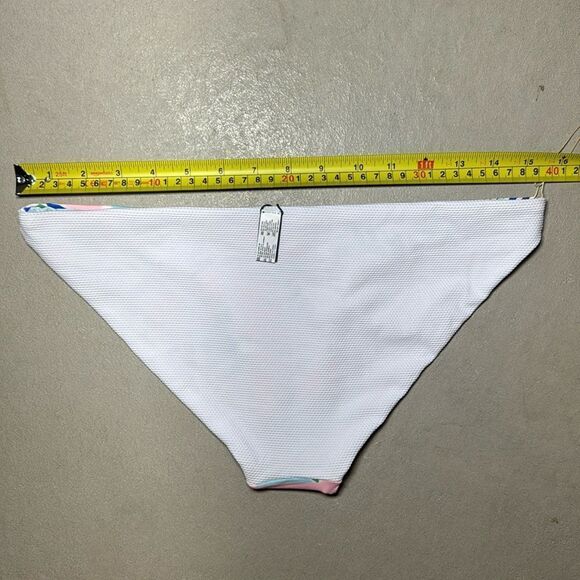 NWT MSRP $68 Maaji Harborside Reversible Bikini Bottoms Women's Size Large - Picture 8 of 10